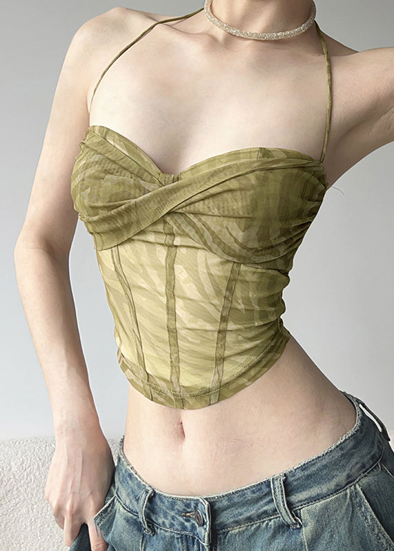 Well Tailored Top with a Graceful Silhouette