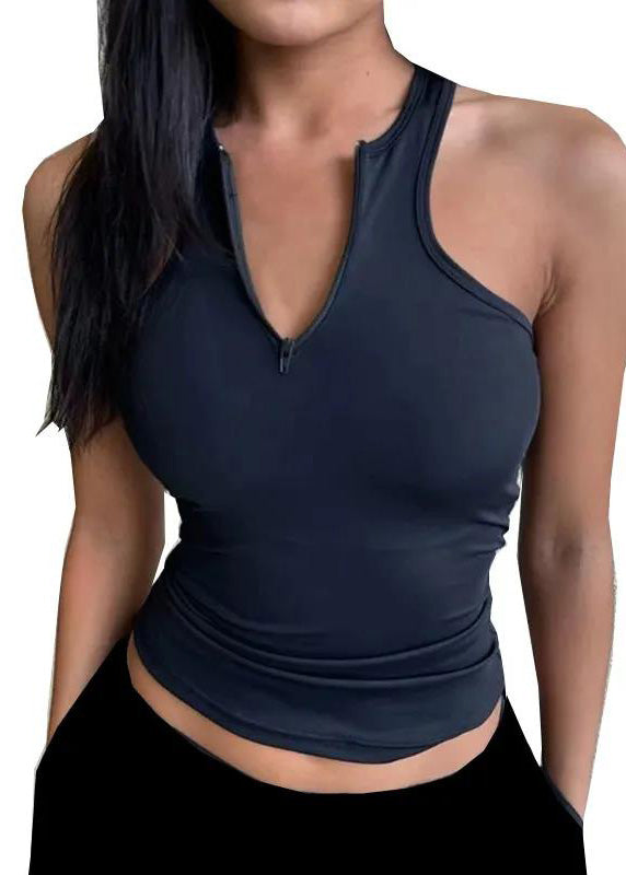 Well Tailored Top with a Graceful Silhouette