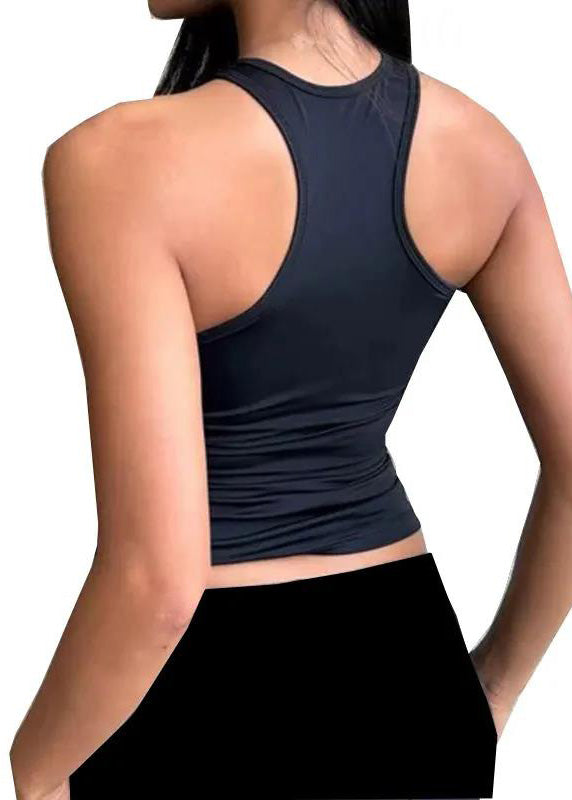 Well Tailored Top with a Graceful Silhouette