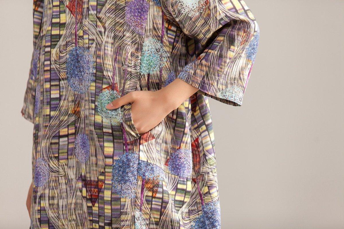 Beautifully Finished Dress in a Timeless Design