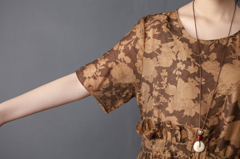 Effortlessly Elegant Dress with a Timeless Design