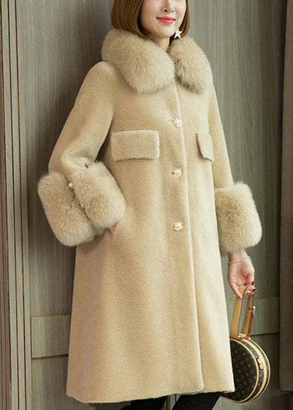 Classic Vintage & Enduringly Stylish Coat