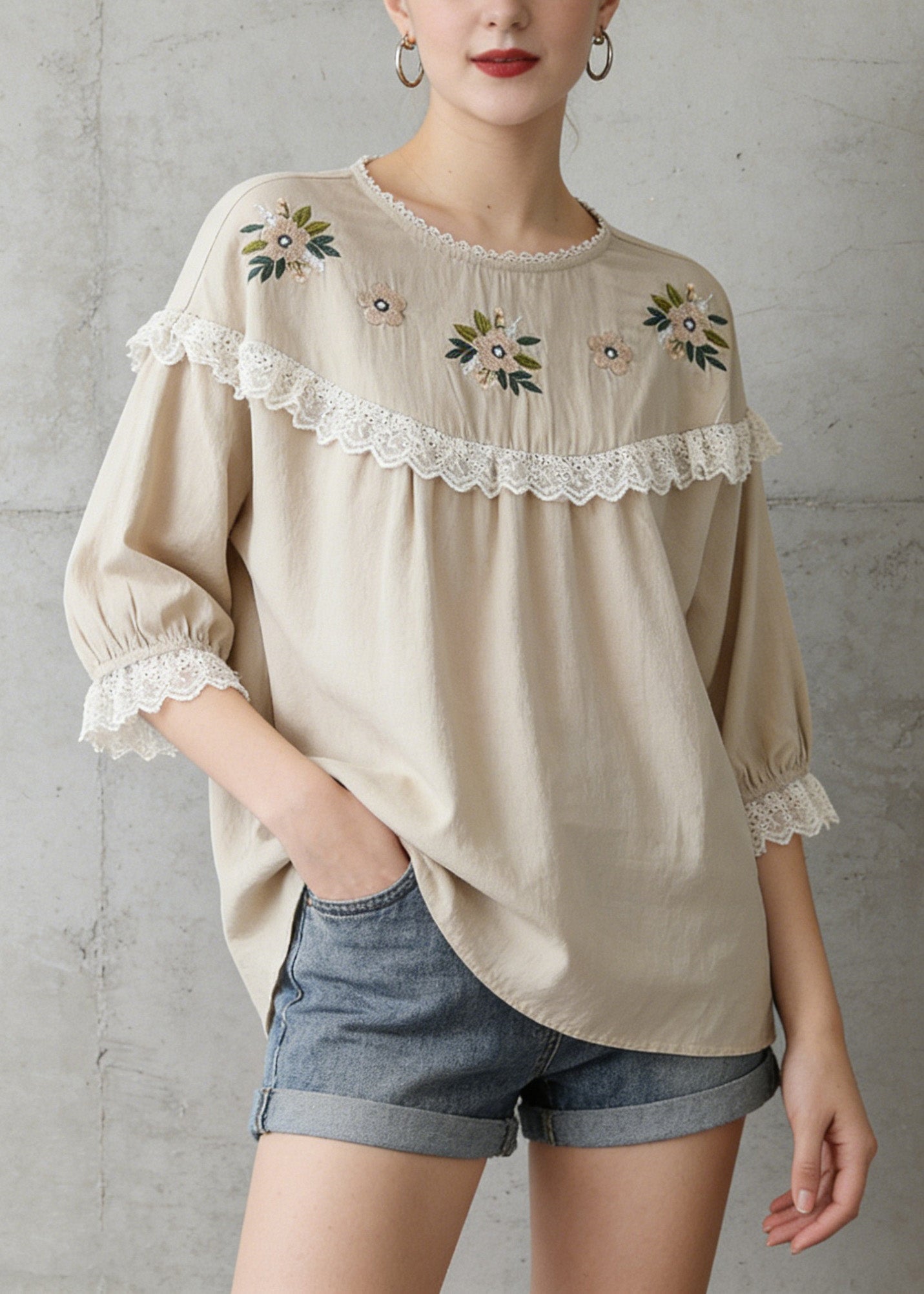 Effortlessly Elegant Shirt with a Timeless Design