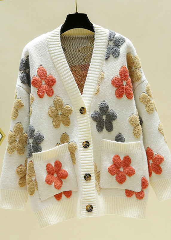 Well Tailored Cardigan with a Graceful Silhouette