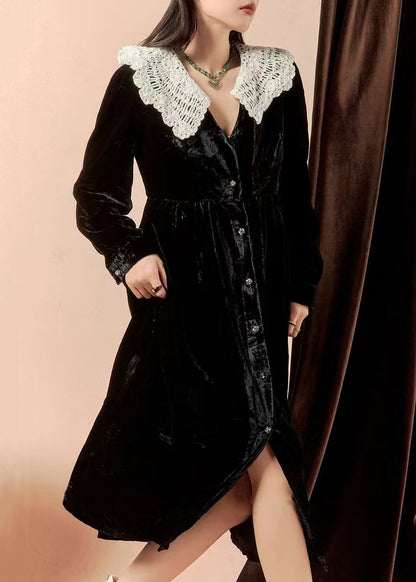 Classic Vintage & Enduringly Stylish Dress