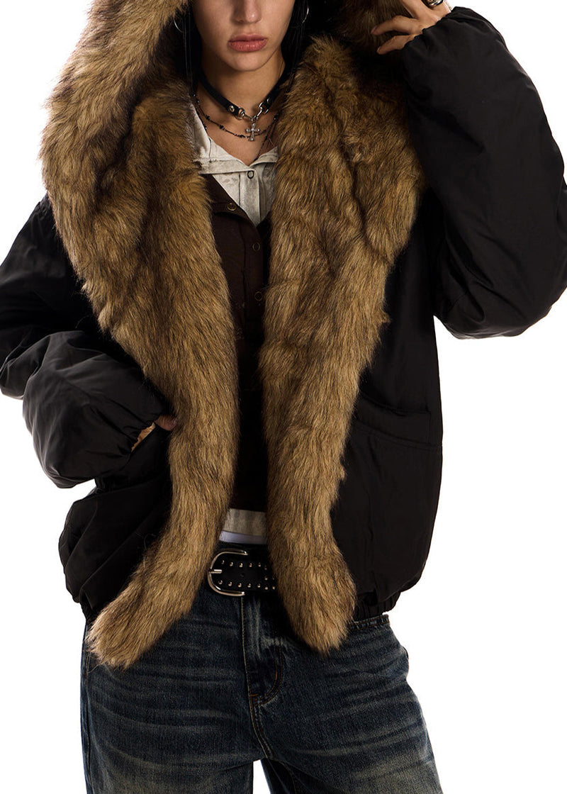 Effortlessly Elegant Coat with a Timeless Design