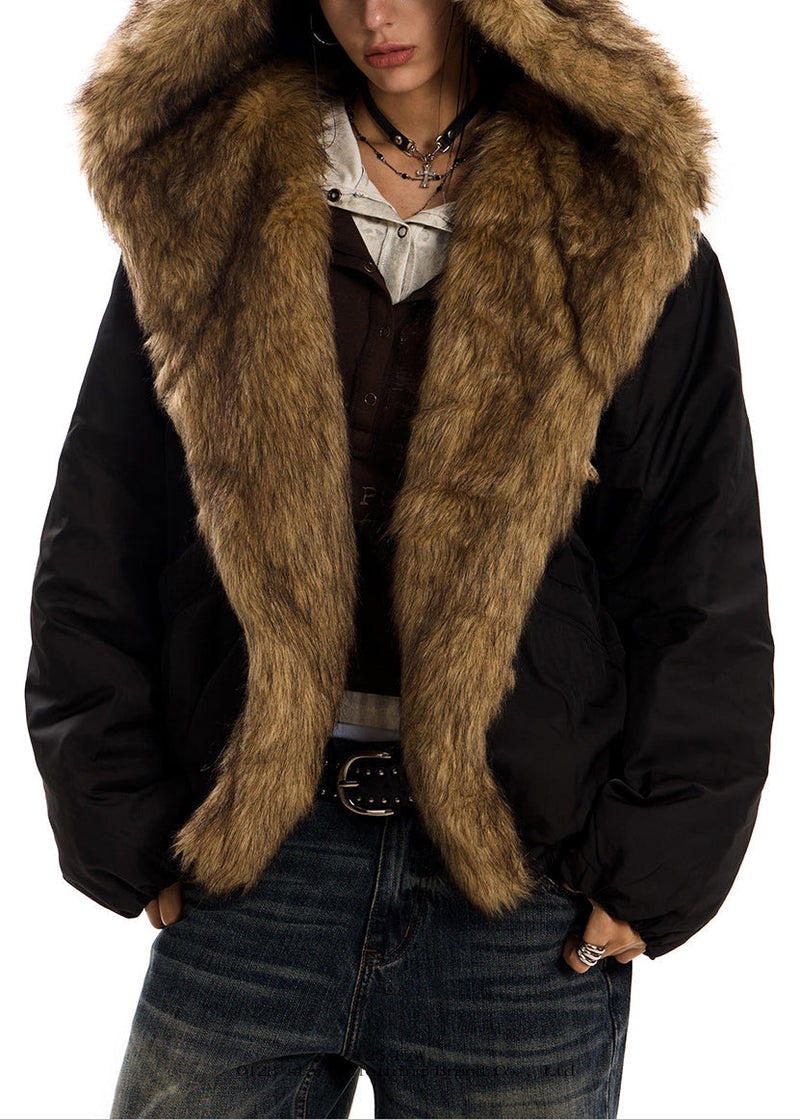 Effortlessly Elegant Coat with a Timeless Design