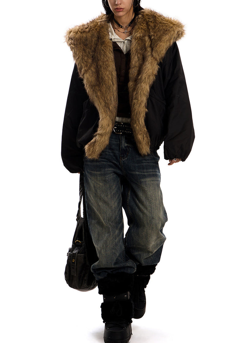 Effortlessly Elegant Coat with a Timeless Design