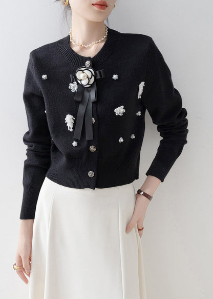 Gracefully Styled Cardigan for Any Occasion