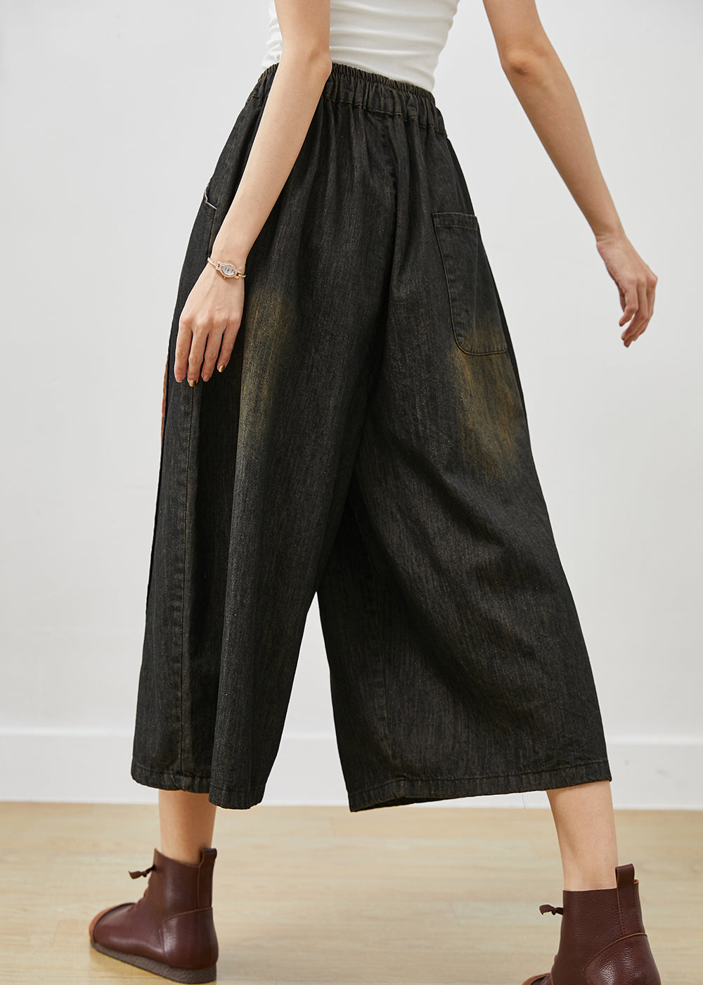 Gracefully Styled Pants for Any Occasion