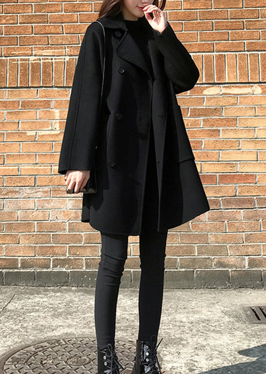 Sophisticated Coat with a Clean Classic Look