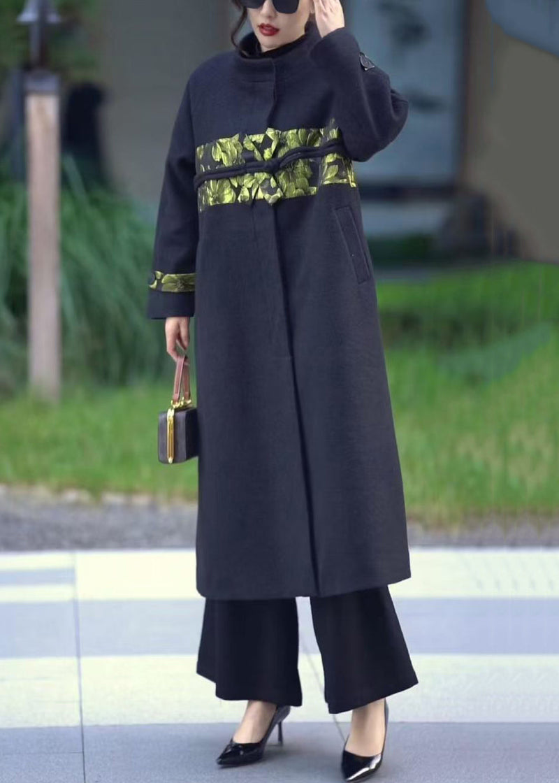 Sophisticated Coat with a Clean Classic Look