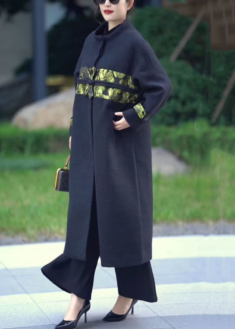 Sophisticated Coat with a Clean Classic Look