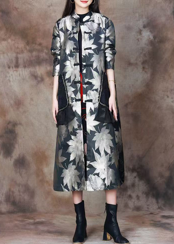 Beautifully Finished Coat in a Timeless Design