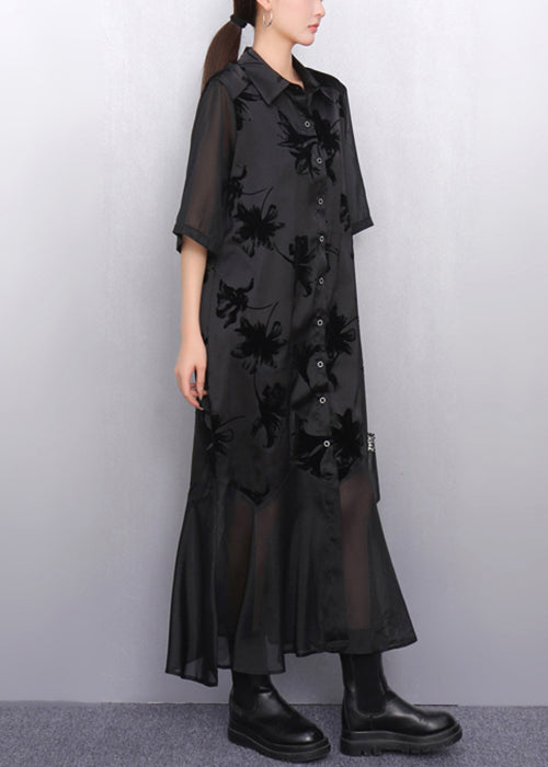 Effortlessly Elegant Blouse with a Timeless Design