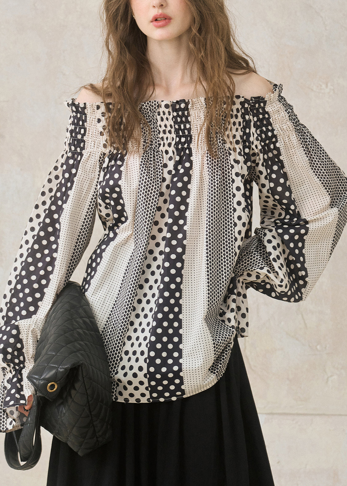 Classic Vintage Shirt with a Flattering Fit