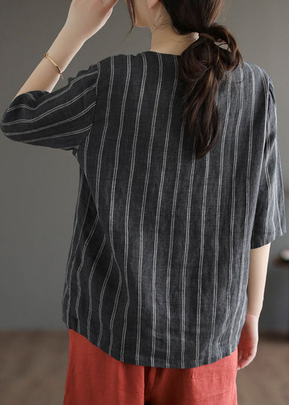 Sophisticated Blouse with a Clean Classic Look