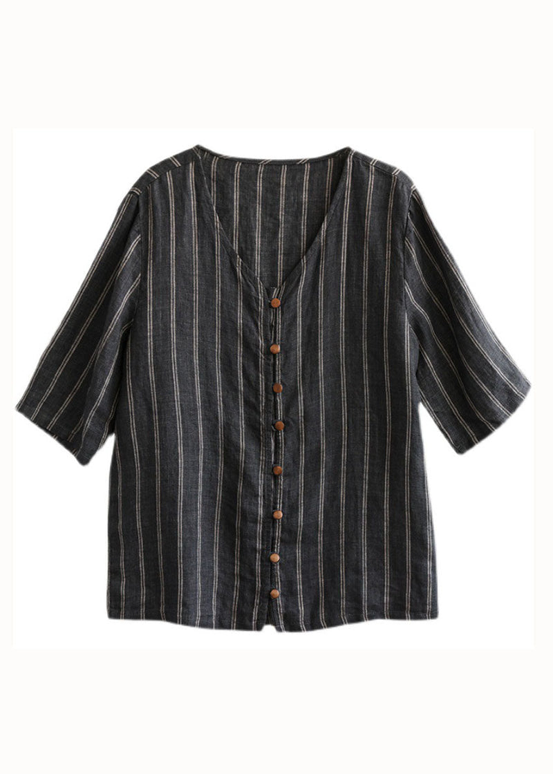 Sophisticated Blouse with a Clean Classic Look