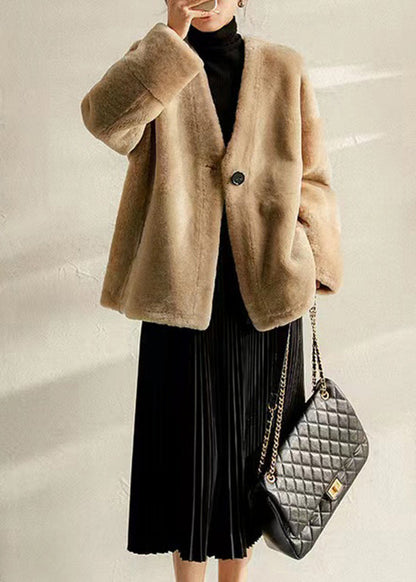 Classic Vintage & Enduringly Stylish Coat