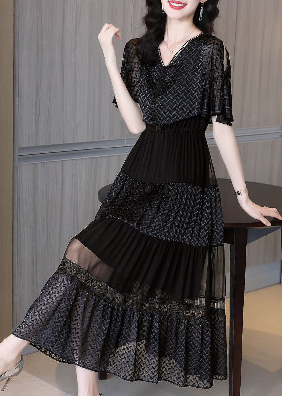 Sophisticated Dress with a Clean Classic Look