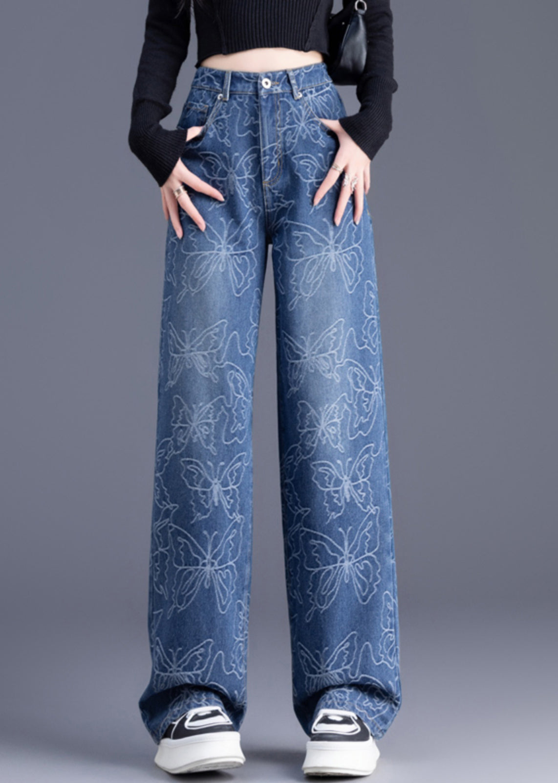 Well Tailored Trousers with a Graceful Silhouette