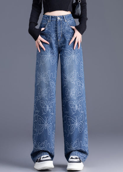 Well Tailored Trousers with a Graceful Silhouette