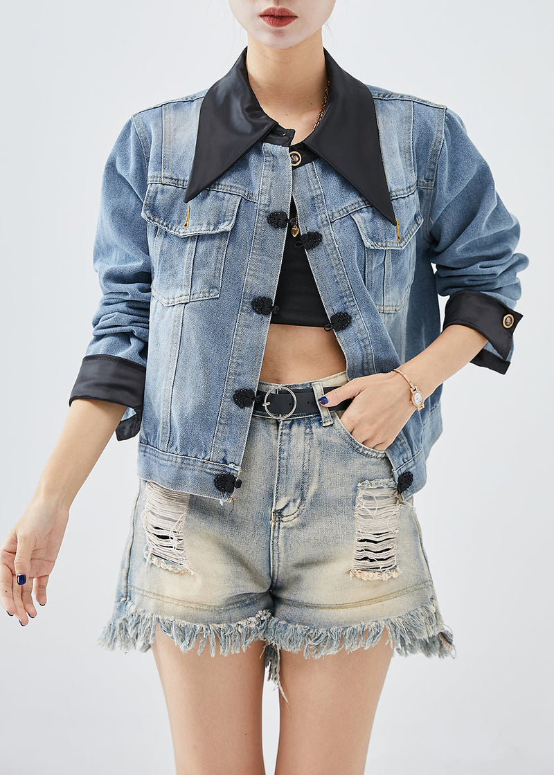 Classic Vintage Jacket with a Flattering Fit