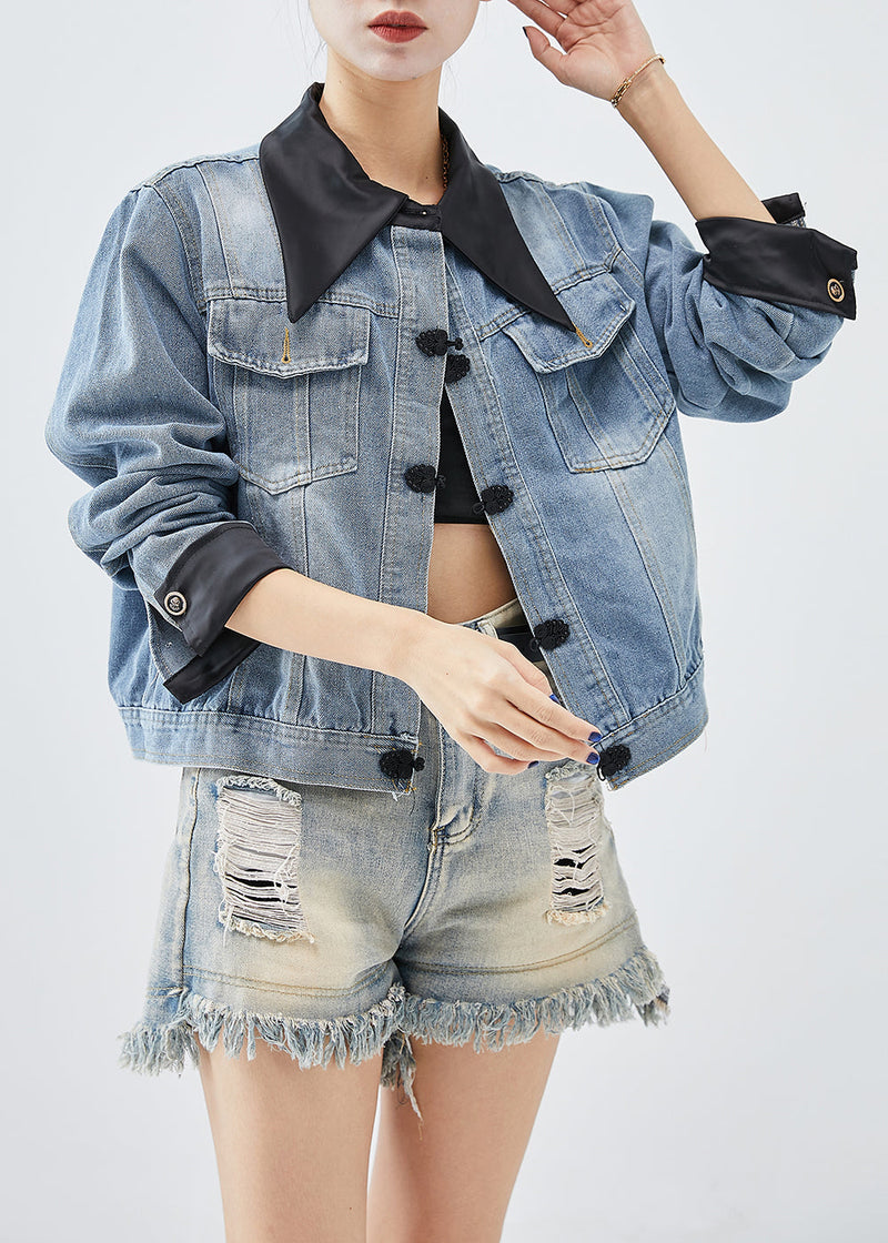Classic Vintage Jacket with a Flattering Fit