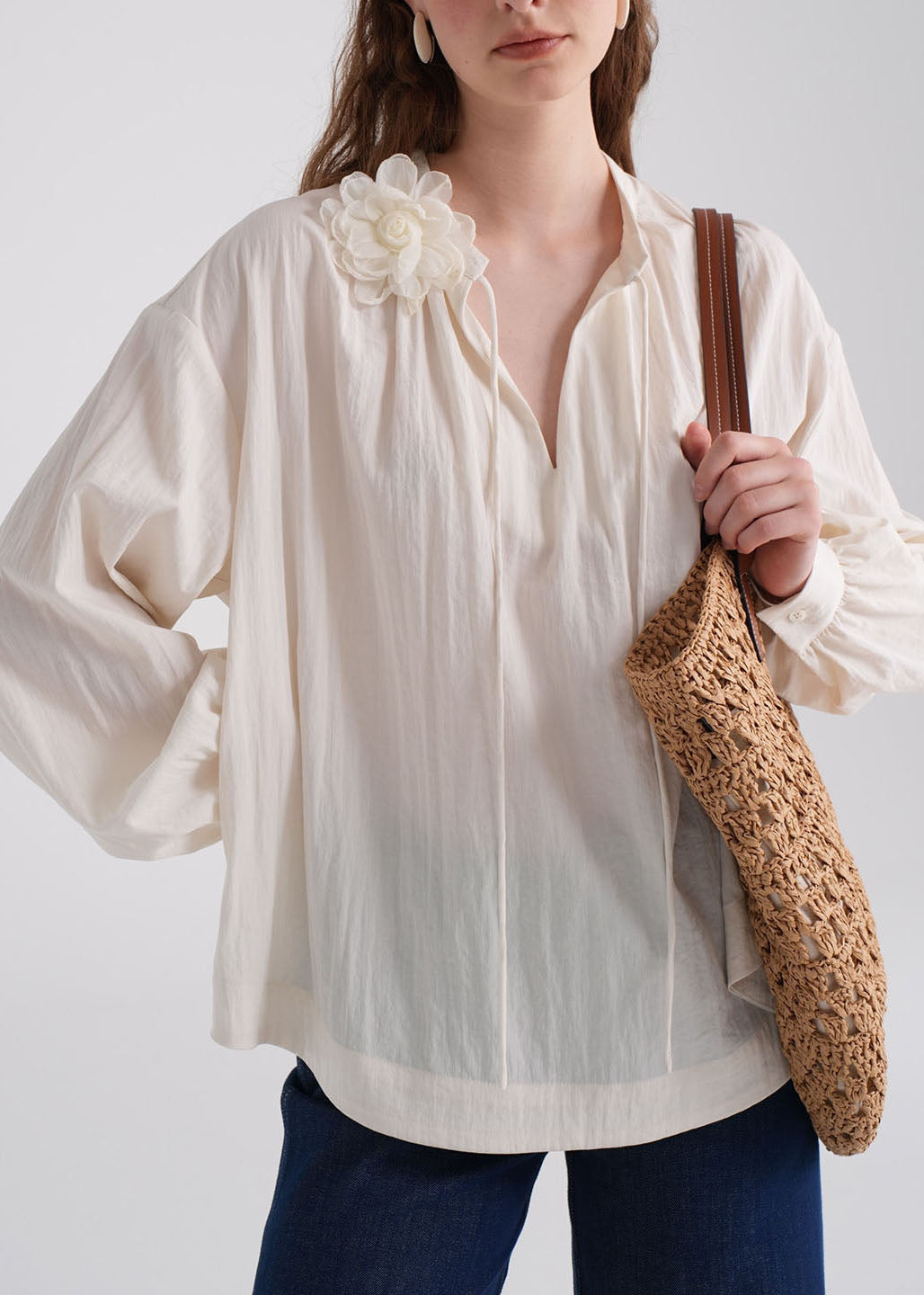 Effortlessly Elegant Shirt with a Timeless Design