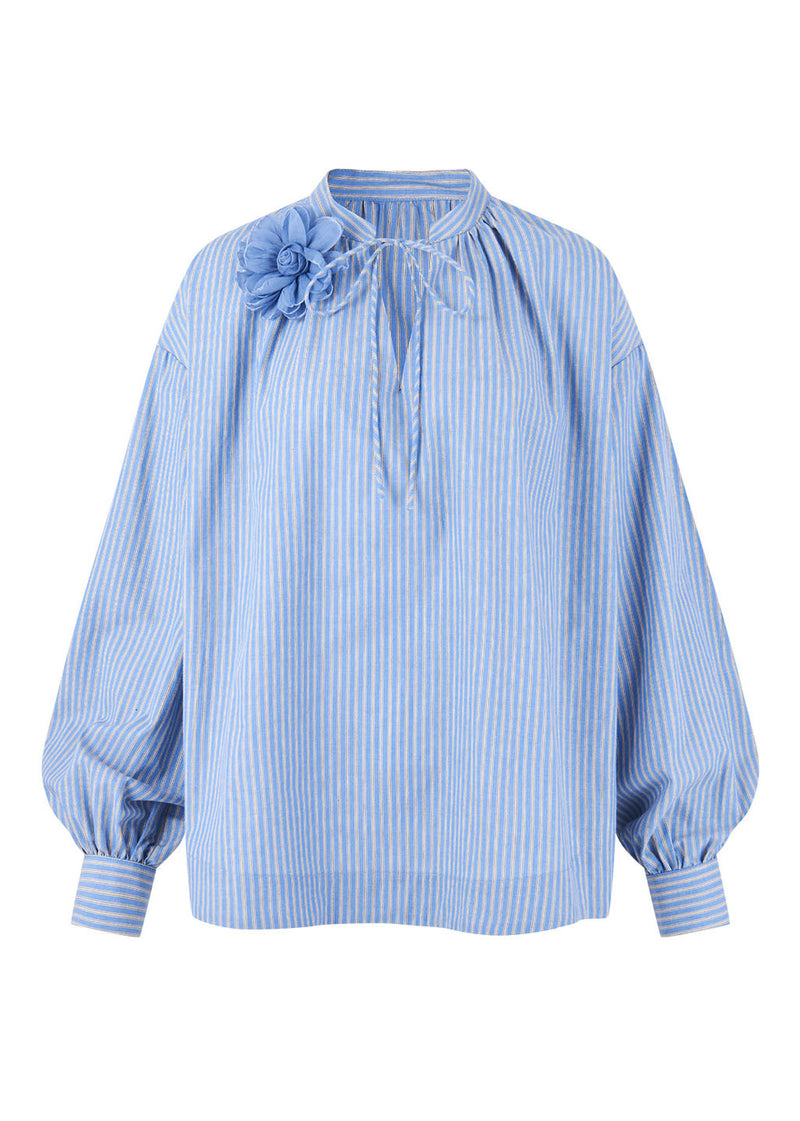 Effortlessly Elegant Shirt with a Timeless Design
