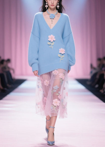 Well Tailored Sweater with a Graceful Silhouette