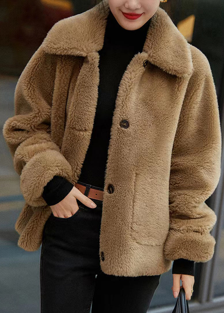 Sophisticated Coat with a Clean Classic Look