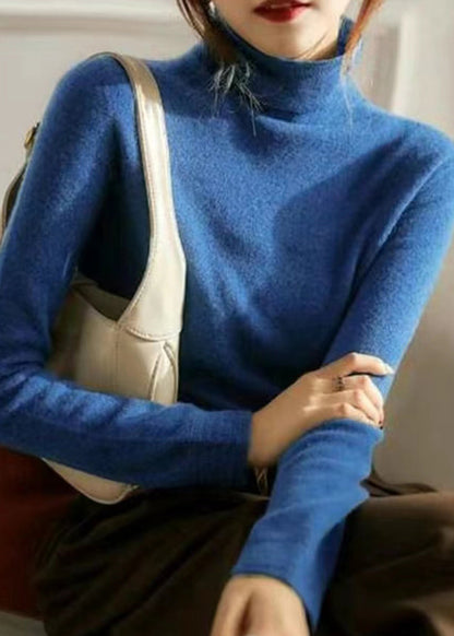 Beautifully Finished Sweater in a Timeless Design