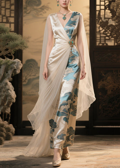 A Vintage Style Dress with Delicate Timeless Details