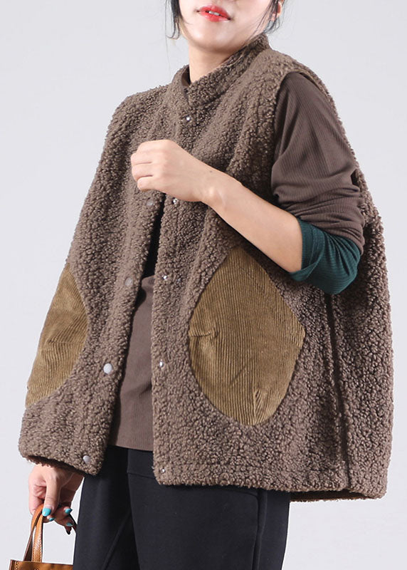 Gracefully Styled Coat for Any Occasion
