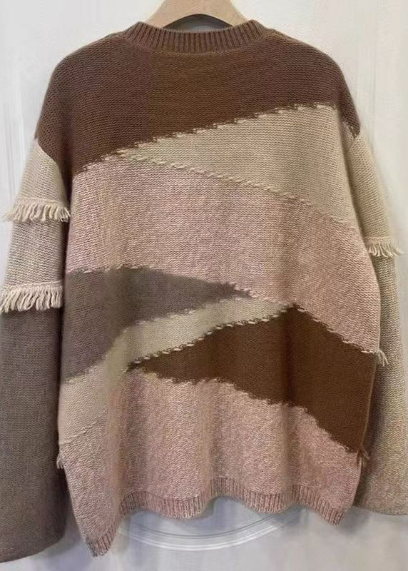 Well Tailored Sweater with a Graceful Silhouette