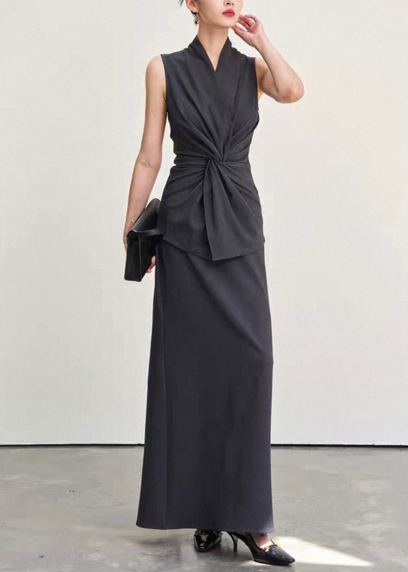 Effortlessly Elegant Garment with a Timeless Design