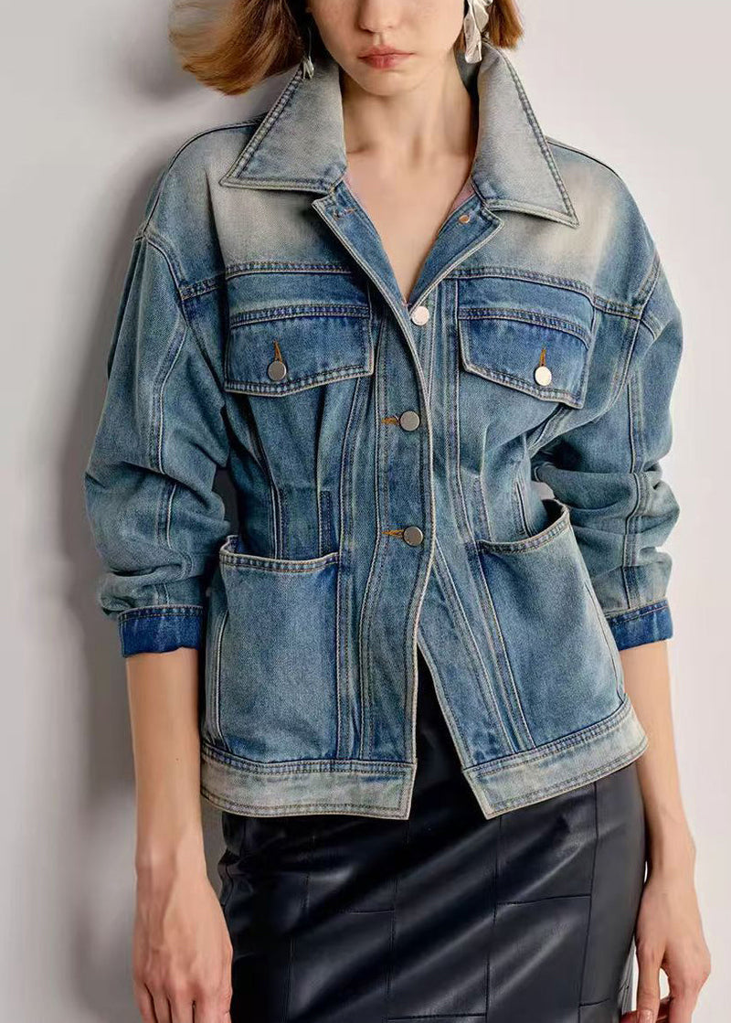 Elegantly Styled Coat for Everyday Wear