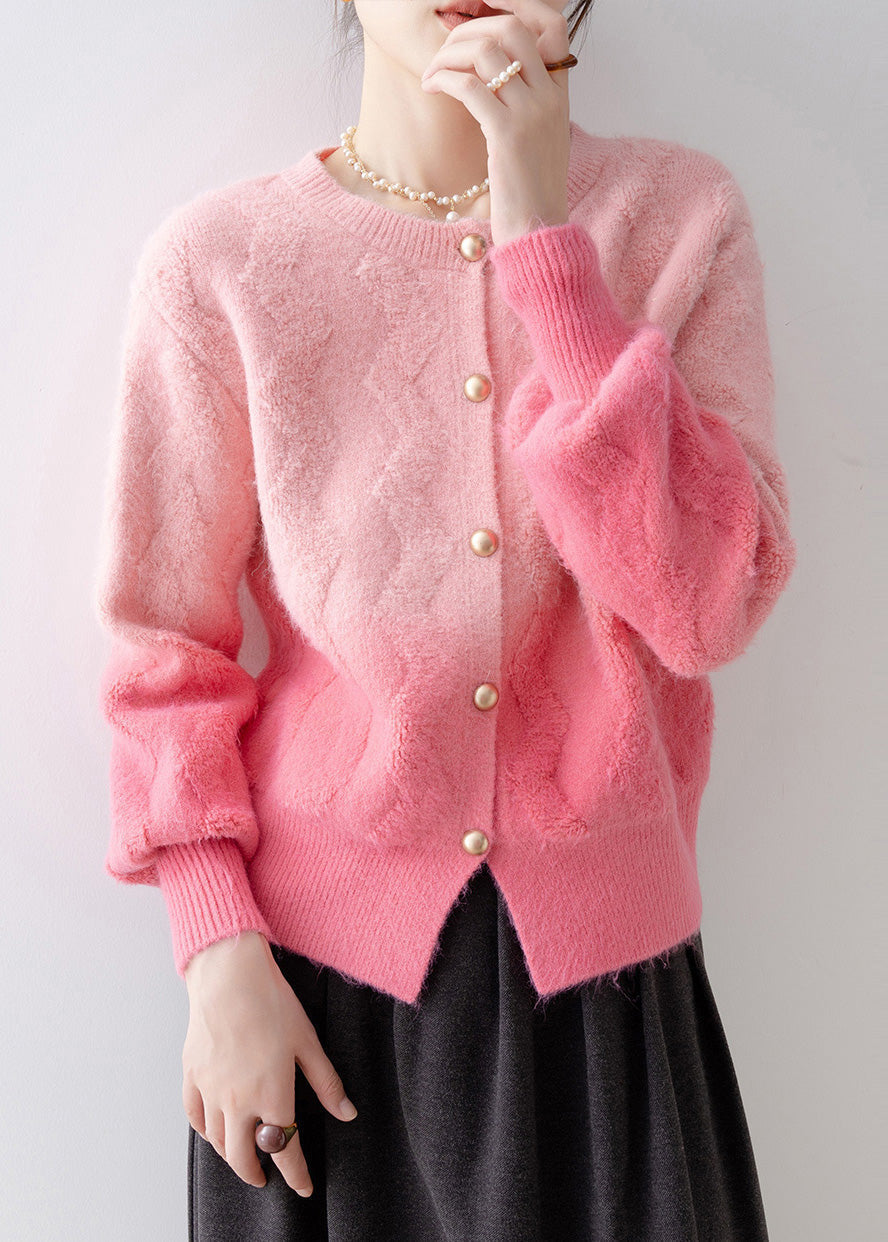 Beautifully Crafted Cardigan in a Classic Style