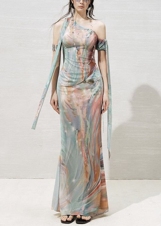 Well Tailored Garment with a Graceful Silhouette