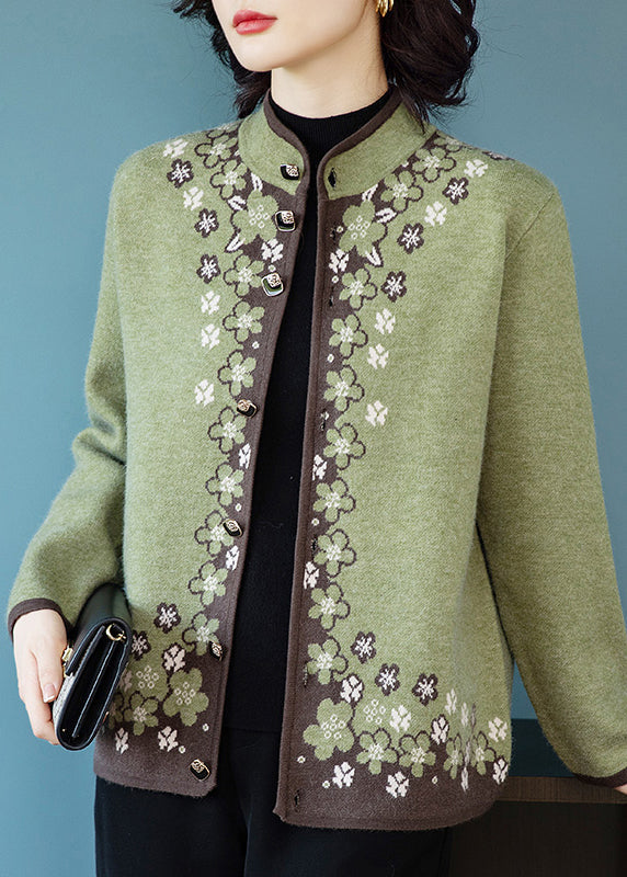 Classic Vintage & Enduringly Stylish Coat