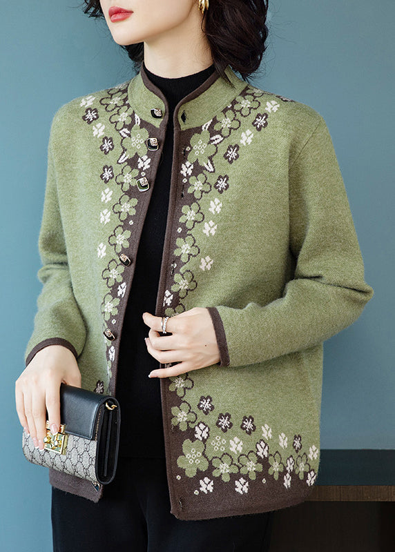 Classic Vintage & Enduringly Stylish Coat