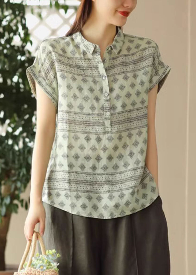 Beautifully Finished Shirt in a Timeless Design