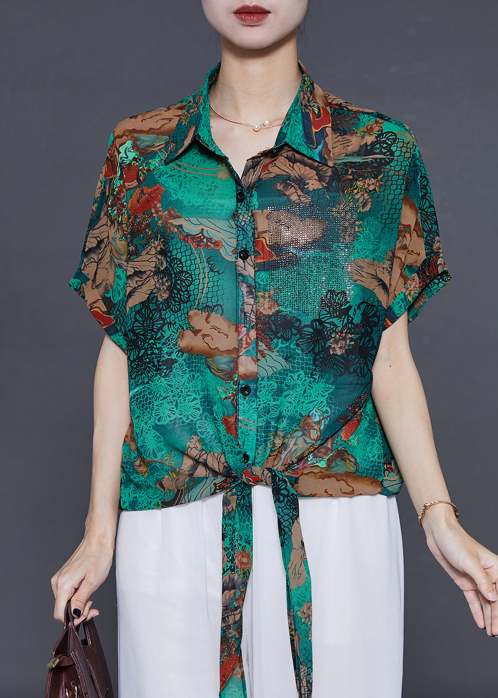 Elegantly Styled Shirt for Everyday Wear