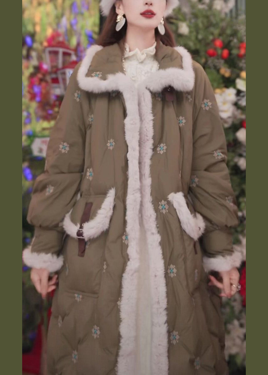 Classic Vintage Coat with a Flattering Fit