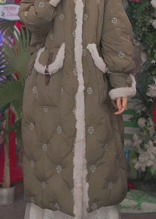 Classic Vintage Coat with a Flattering Fit