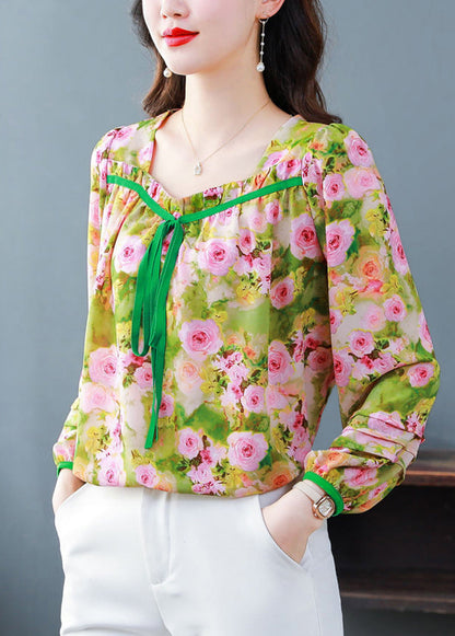A Vintage Style Top with Delicate Timeless Details