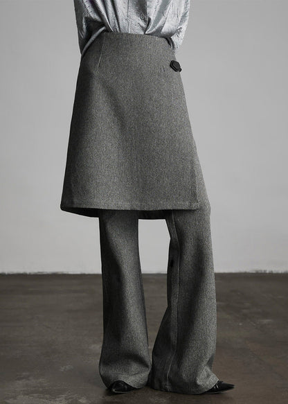Effortlessly Elegant Pants with a Timeless Design