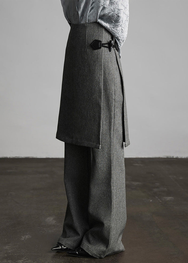 Effortlessly Elegant Pants with a Timeless Design
