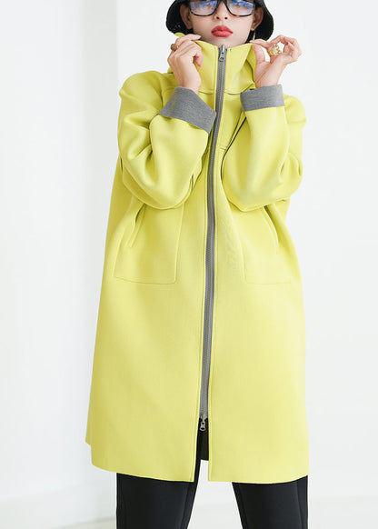 Gracefully Styled Coat for Any Occasion